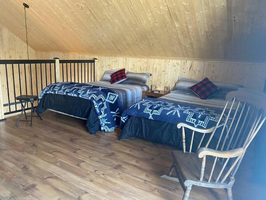 Notre-Dame-Des-Bois Le Jazz- Chalet Rustique/Chic Avec Spa מראה חיצוני תמונה